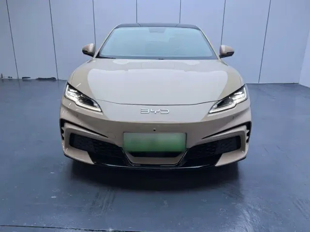 BYD Seal 06 GT — Фото автомобиля 7
