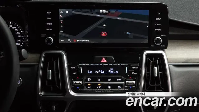 Kia Sorento Sorento 4-е поколение Бензин 2.5T 2WD — Фото автомобиля 12