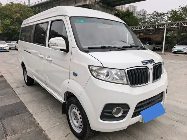 Shineray SRM Xinyuan New Energy Little Sea Lion EV — Фото автомобиля 3