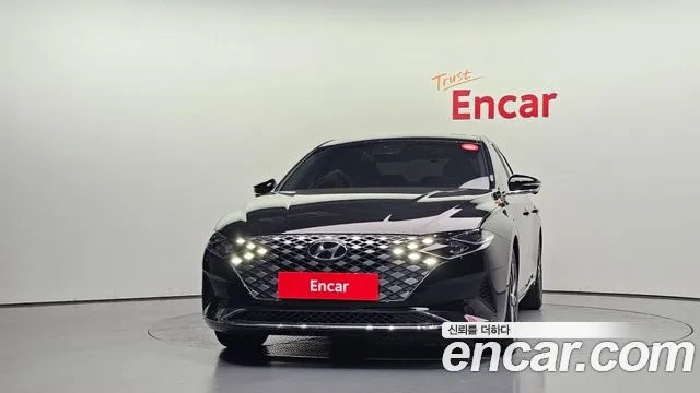 Hyundai Grandeur New — Фото автомобиля 3
