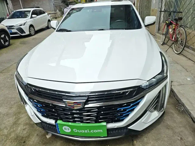 Cadillac CT5 — Фото автомобиля 2