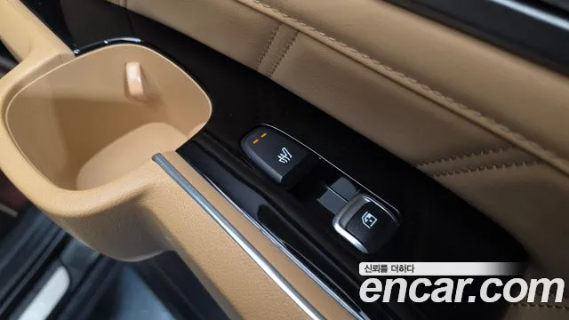Kia Sorento Sorento 4-е поколение Дизель 2.2 2WD — Фото автомобиля 19