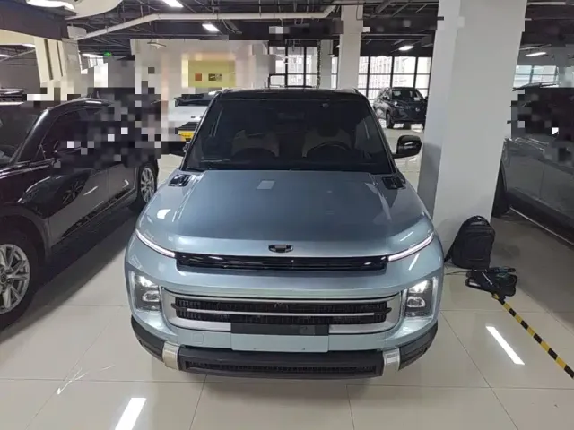 Geely ICON — Фото автомобиля 2
