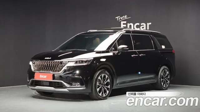 Фотография автомобиля — Kia Carnival 4th Gen