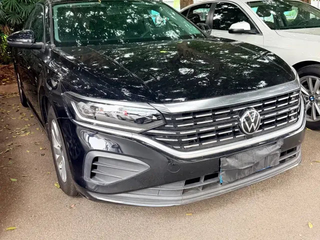 Volkswagen Passat — Фото автомобиля 3