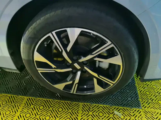Geely Galaxy L6 — Фото автомобиля 25