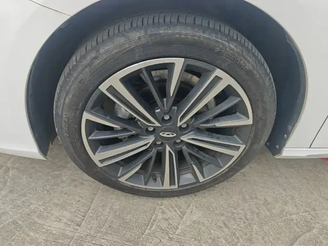 Chery Arrizo 8 — Фото автомобиля 22