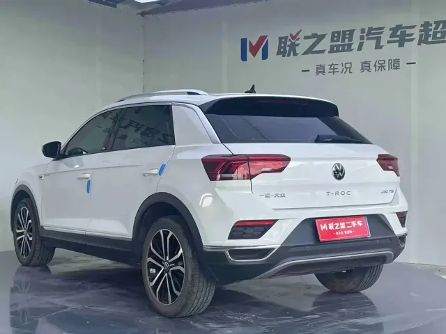 Volkswagen T-Roc — Фото автомобиля 4