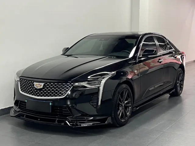 Фотография автомобиля — Cadillac CT4
