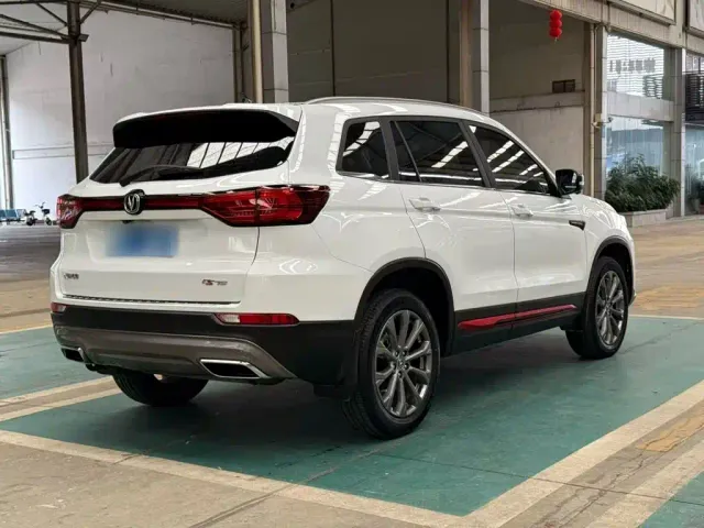 Changan CS75 — Фото автомобиля 6