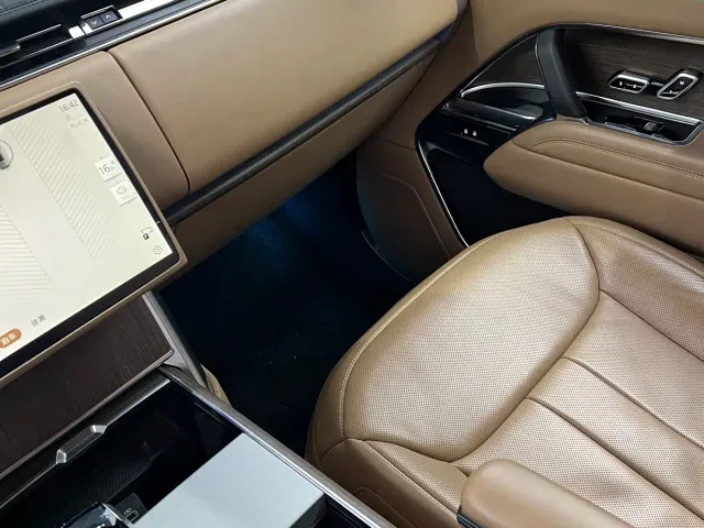 Land Rover Range Rover — Фото автомобиля 10