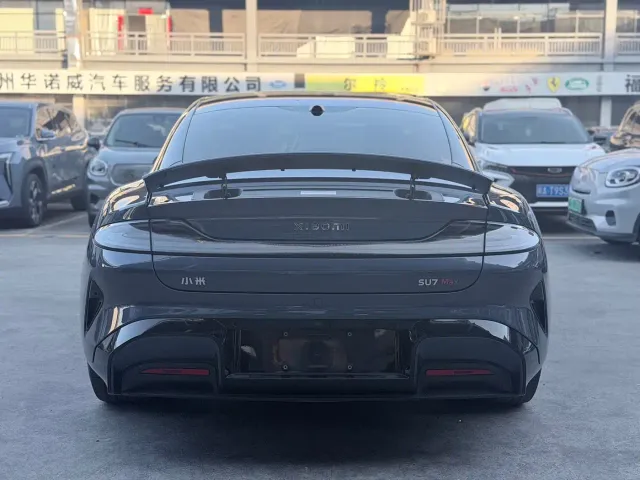Xiaomi SU7 — Фото автомобиля 5