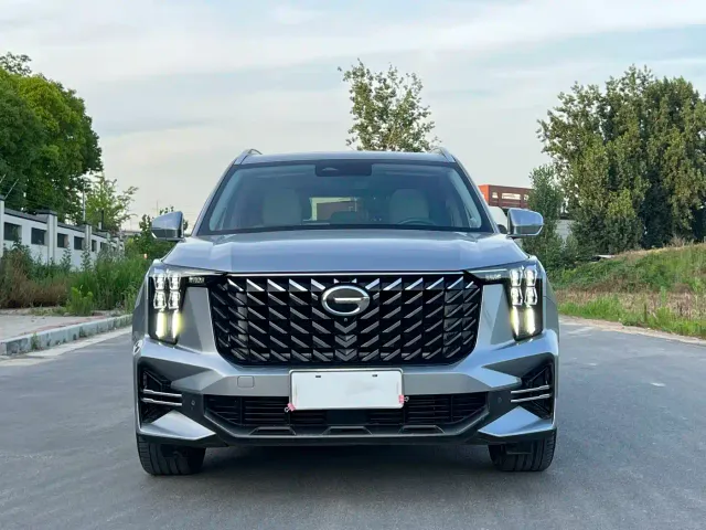 GAC Trumpchi GS8 — Фото автомобиля 2