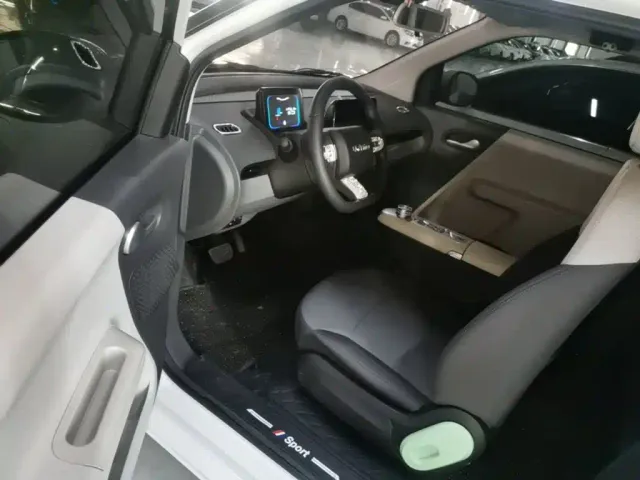 Changan Lumin — Фото автомобиля 15