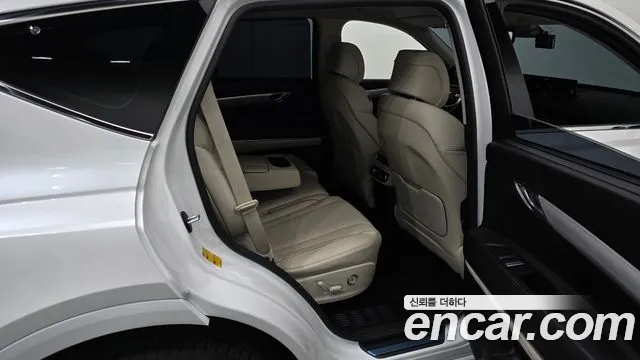 Genesis GV80 — Фото автомобиля 18