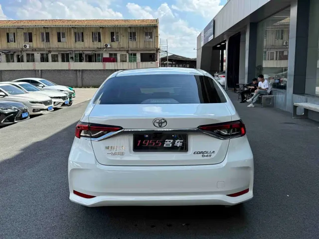 Toyota Corolla — Фото автомобиля 8