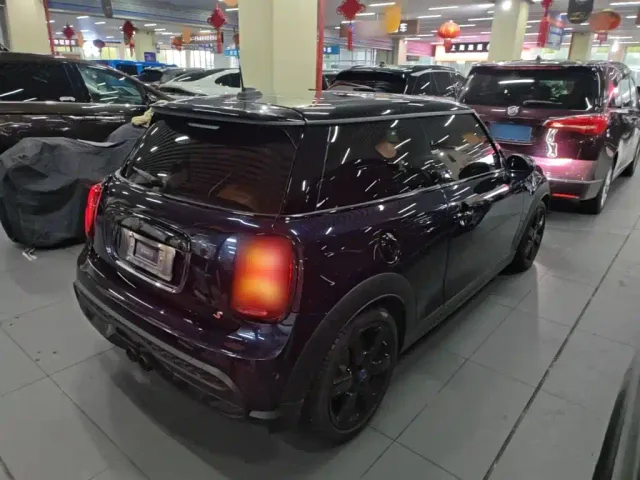 MINI Hatch — Фото автомобиля 6