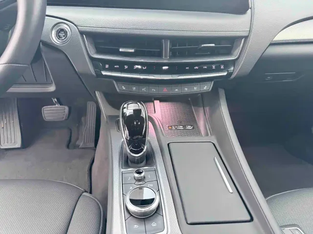 Cadillac CT5 — Фото автомобиля 12