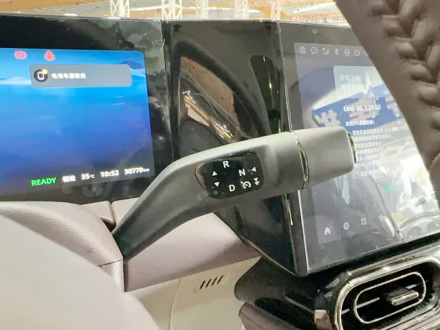 Leapmotor C11 — Фото автомобиля 16