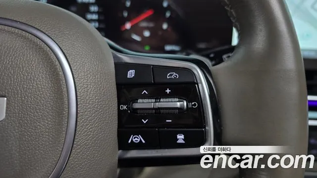 Kia Carnival Generation 4 — Фото автомобиля 21