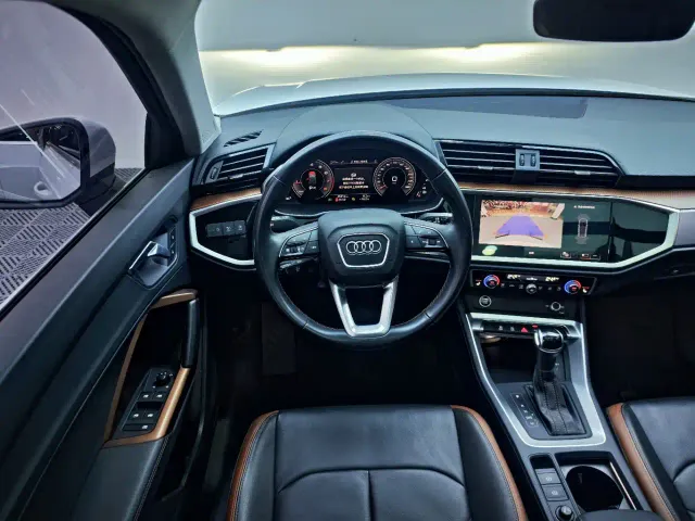 Audi Q3 — Фото автомобиля 10