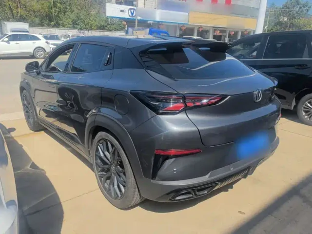 Changan UNI-T — Фото автомобиля 4