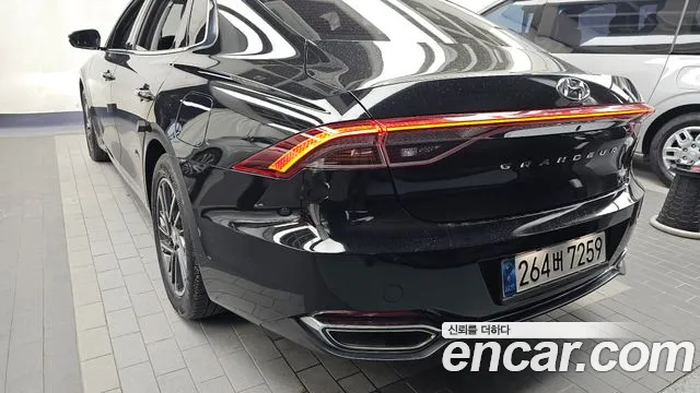 Hyundai Grandeur New — Фото автомобиля 8