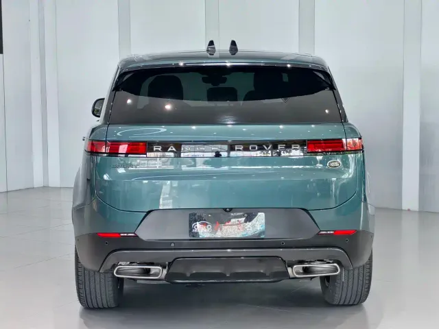Land Rover Range Rover Sport — Фото автомобиля 3