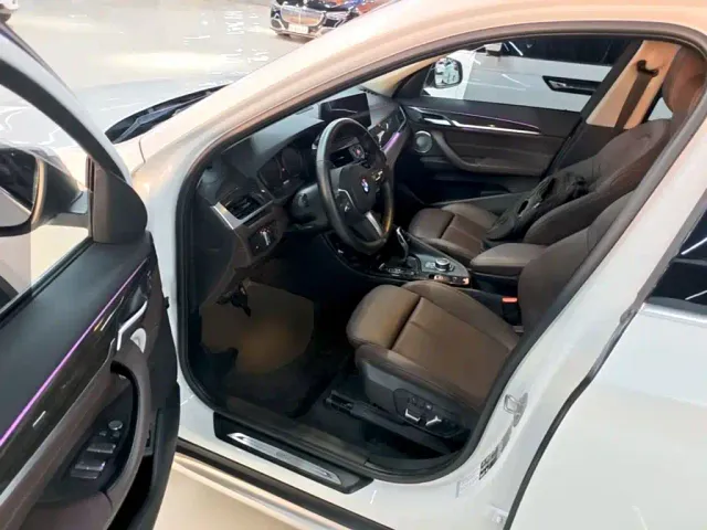 BMW X1 — Фото автомобиля 15