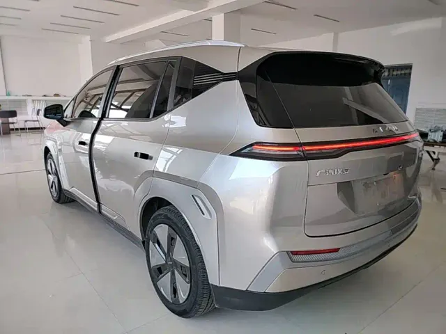 GAC Aion Y — Фото автомобиля 4