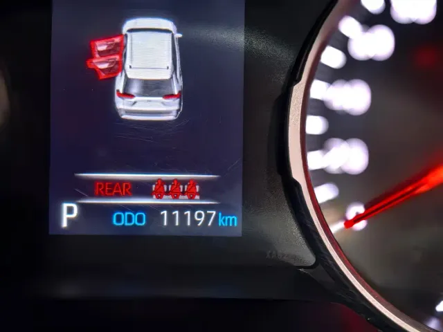 Toyota RAV4 — Фото автомобиля 10