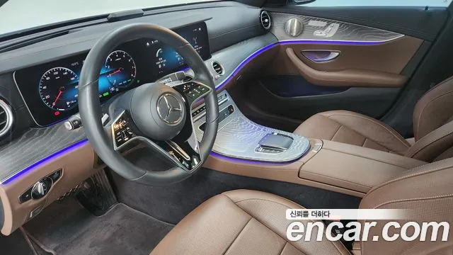 Mercedes-Benz E-Class E-класс W213 E350 4MATIC Exclusive — Фото автомобиля 14
