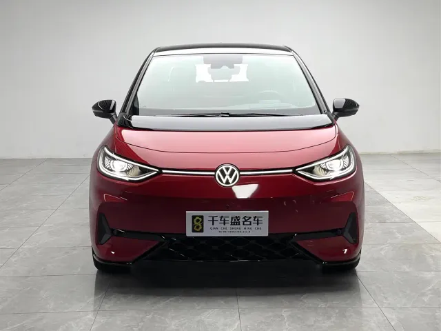 Volkswagen ID.3 — Фото автомобиля 2