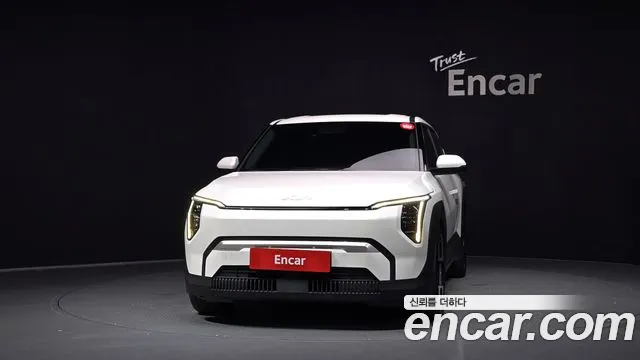 Kia EV3 — Фото автомобиля 3