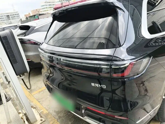 Geely Galaxy M9 — Фото автомобиля 5