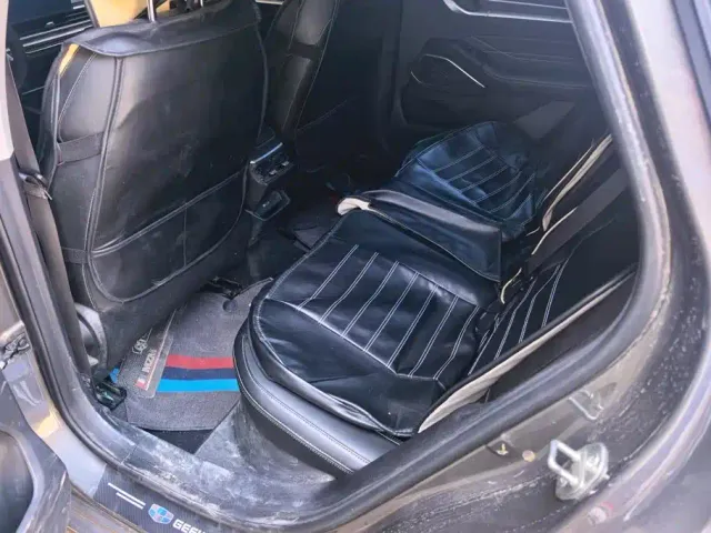 Geely Emgrand — Фото автомобиля 11