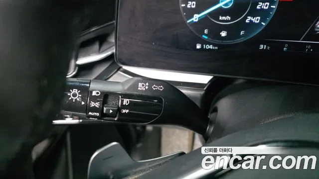 Kia Niro The All New Niro Signature — Фото автомобиля 27