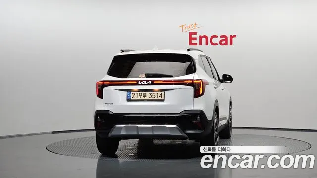 Kia Seltos Бензин 1.6 турбо 2WD — Фото автомобиля 4