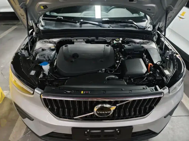 Volvo XC40 — Фото автомобиля 19