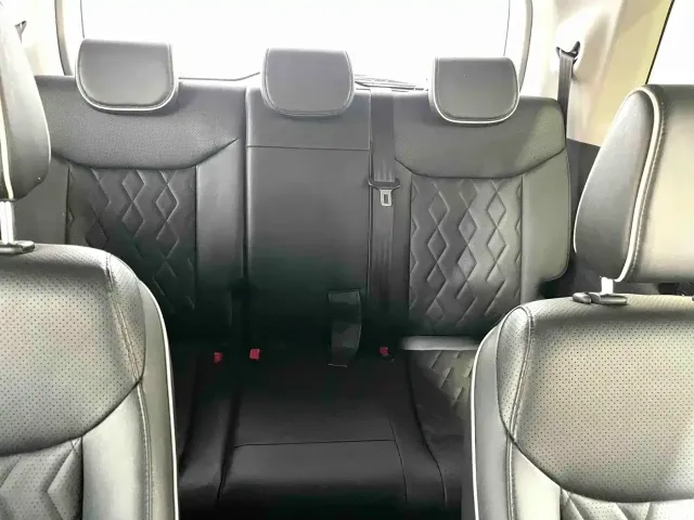 Wuling Jiachen — Фото автомобиля 14
