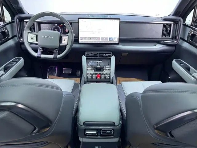 Fang Cheng Bao Leopard 5 2023 Explorer Edition — Фото автомобиля 22