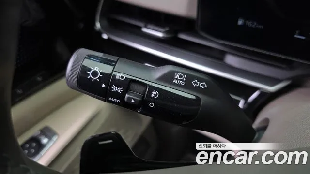 Kia Carnival — Фото автомобиля 28
