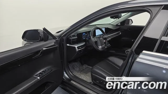 Hyundai Grandeur Grandeur (GN7) — Фото автомобиля 10