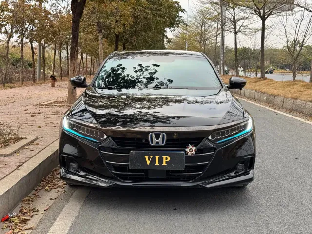 Honda Accord — Фото автомобиля 2