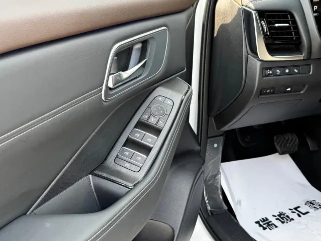 Nissan X-Trail — Фото автомобиля 20
