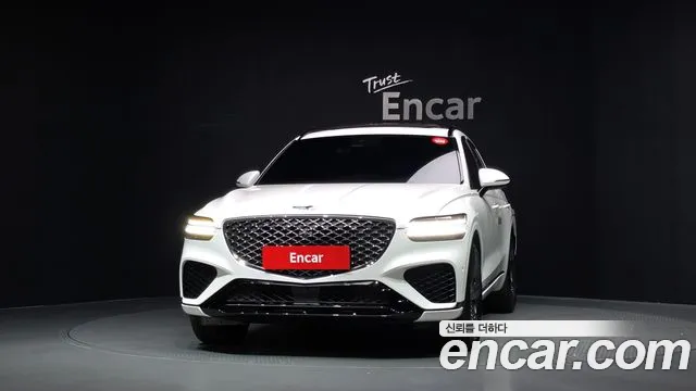 Фотография автомобиля — Genesis GV70 2.5T Бензин AWD