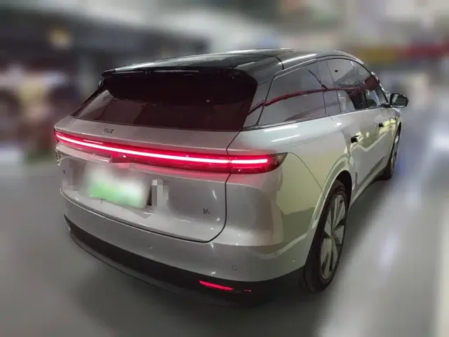 Li Auto i6 — Фото автомобиля 6
