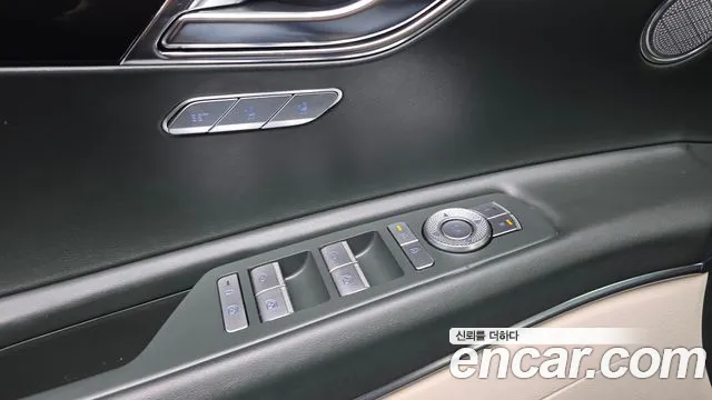 Genesis GV80 — Фото автомобиля 28