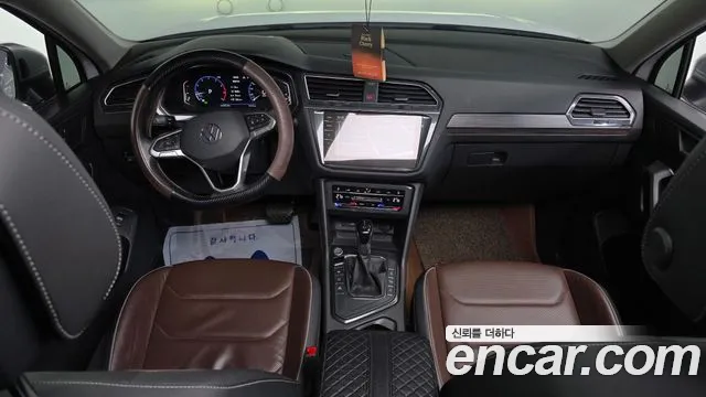 Volkswagen Tiguan — Фото автомобиля 7