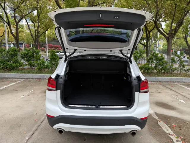 BMW X1 — Фото автомобиля 19